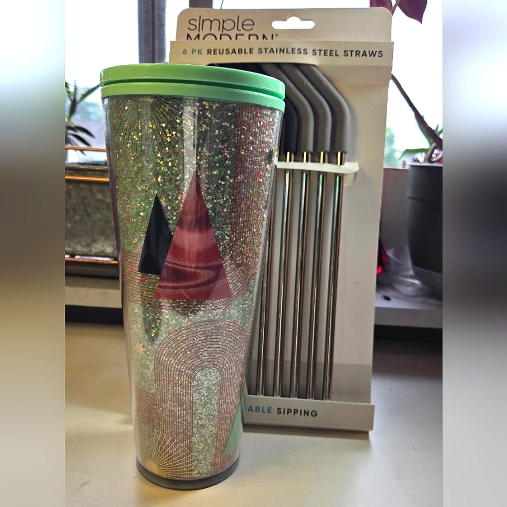 Starbucks 2020 Glitter Christmas Tree Tumbler with Stainless Steel Straws